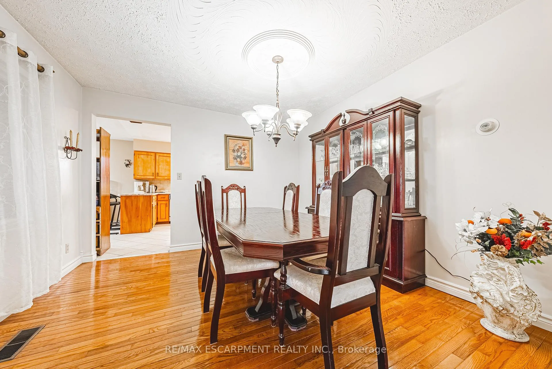 Photo 10 of 5100 White Church Road, Hamilton, Rural Glanbrook — HOMEH