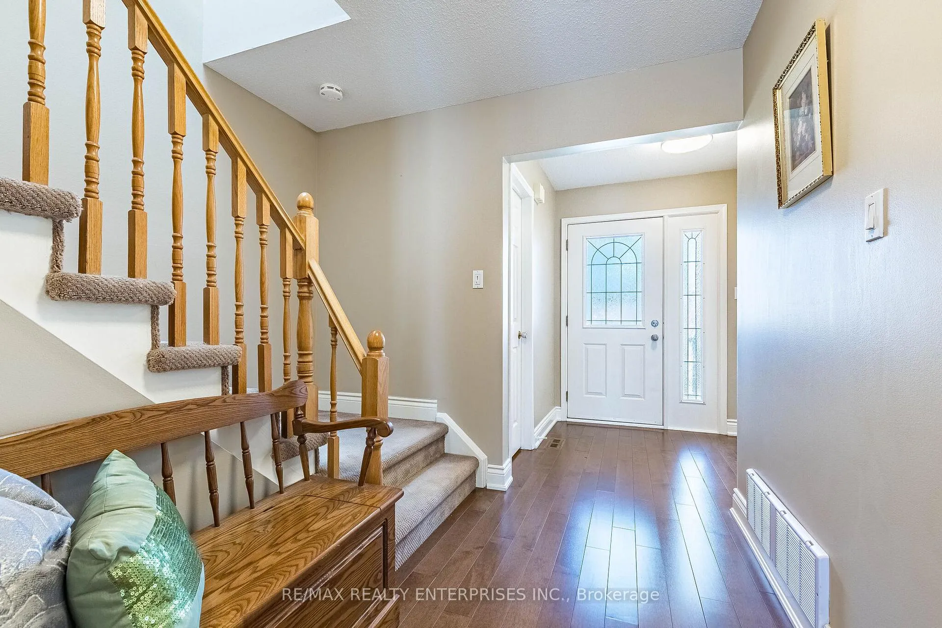 Photo 11 of 3016 Rymal Road, Mississauga, Applewood — HOMEH