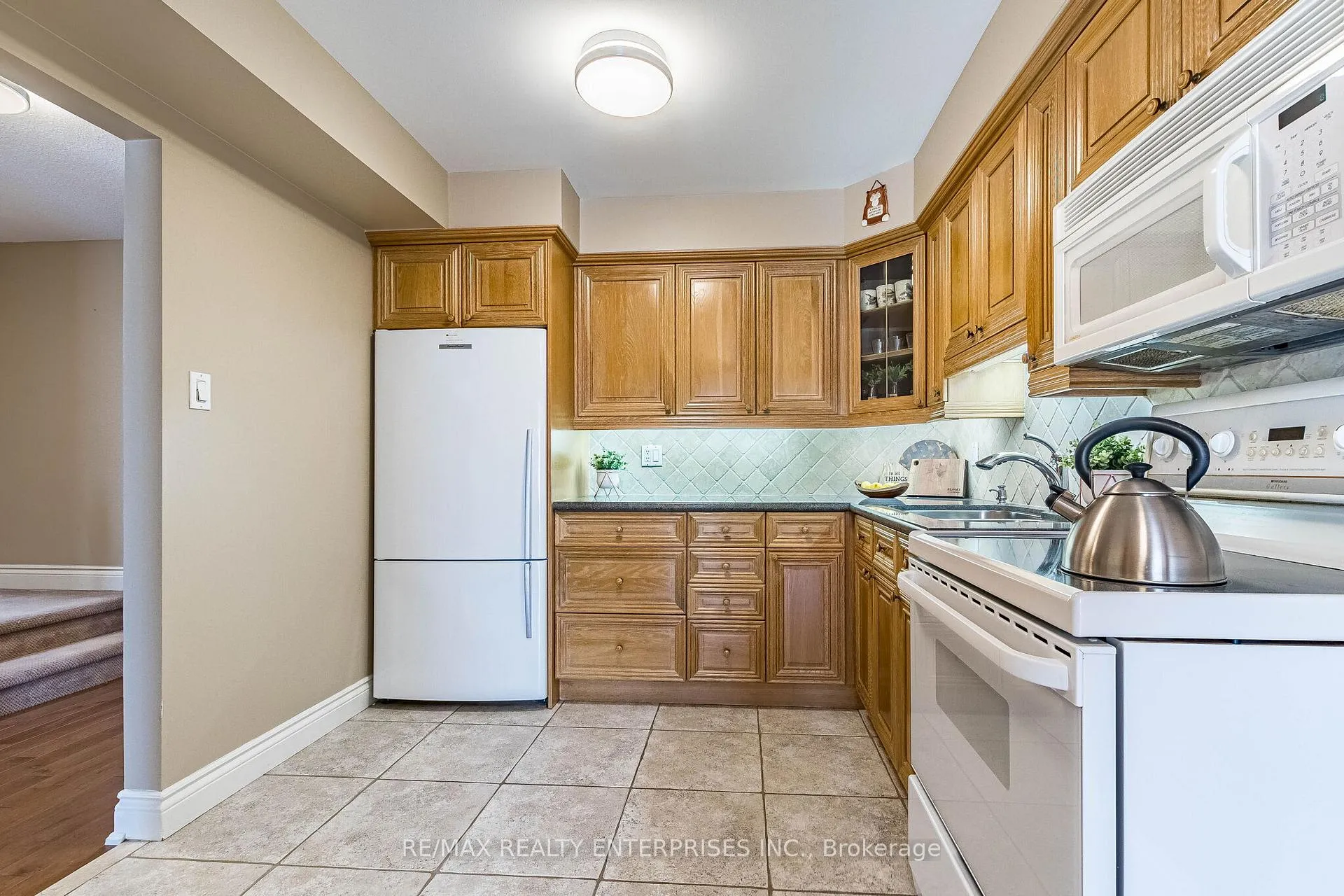 Photo 19 of 3016 Rymal Road, Mississauga, Applewood — HOMEH