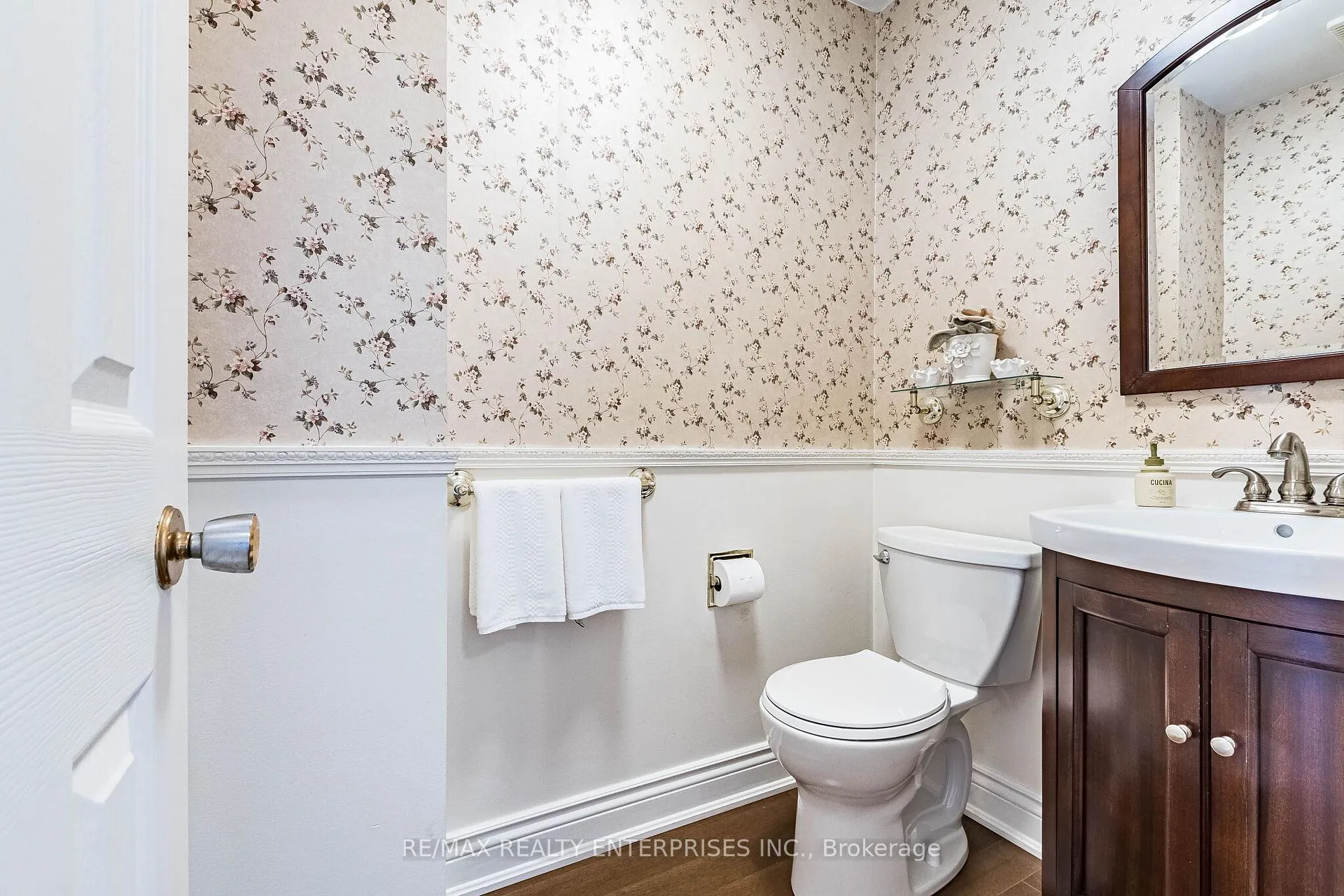 Photo 23 of 3016 Rymal Road, Mississauga, Applewood — HOMEH