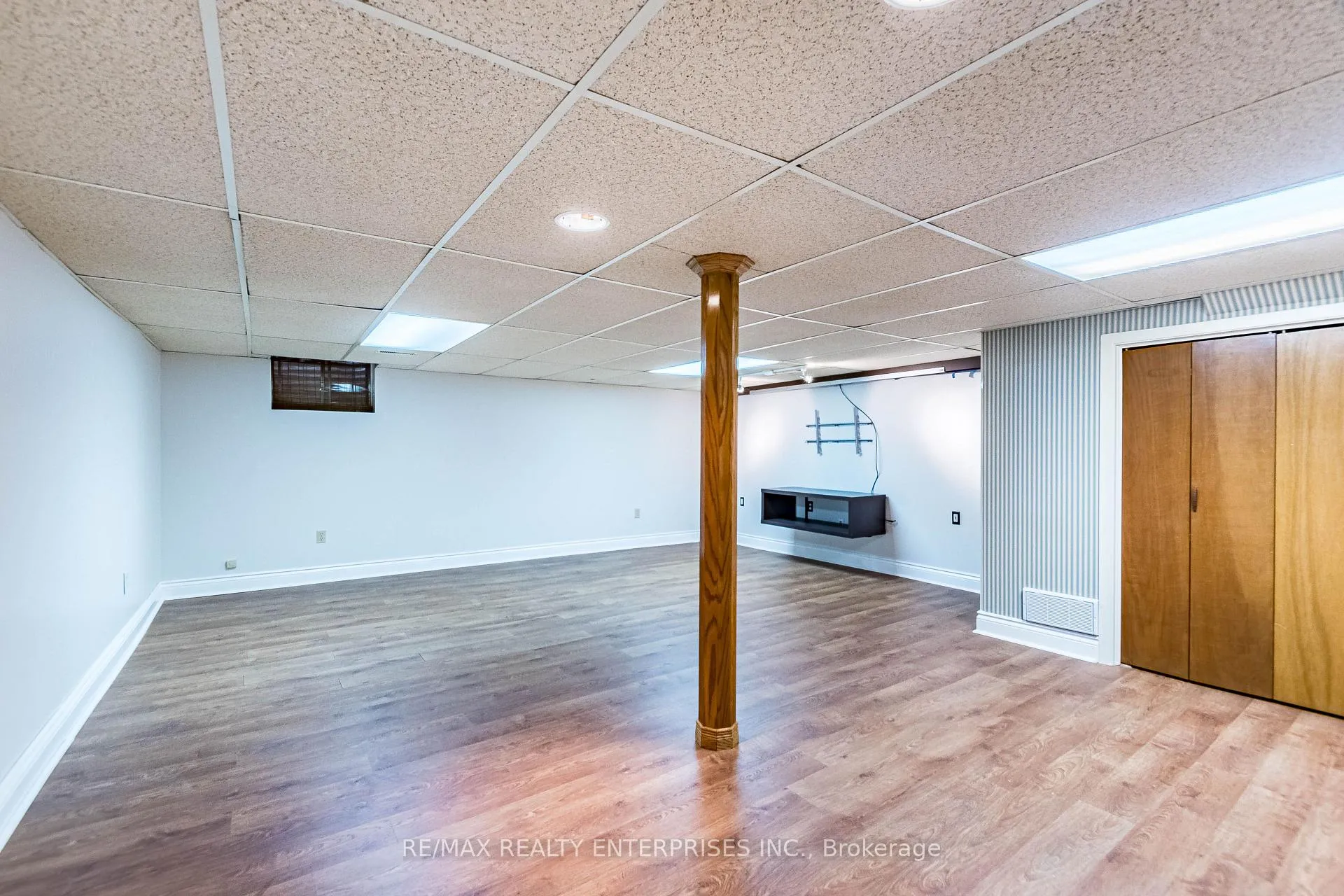 Photo 39 of 3016 Rymal Road, Mississauga, Applewood — HOMEH