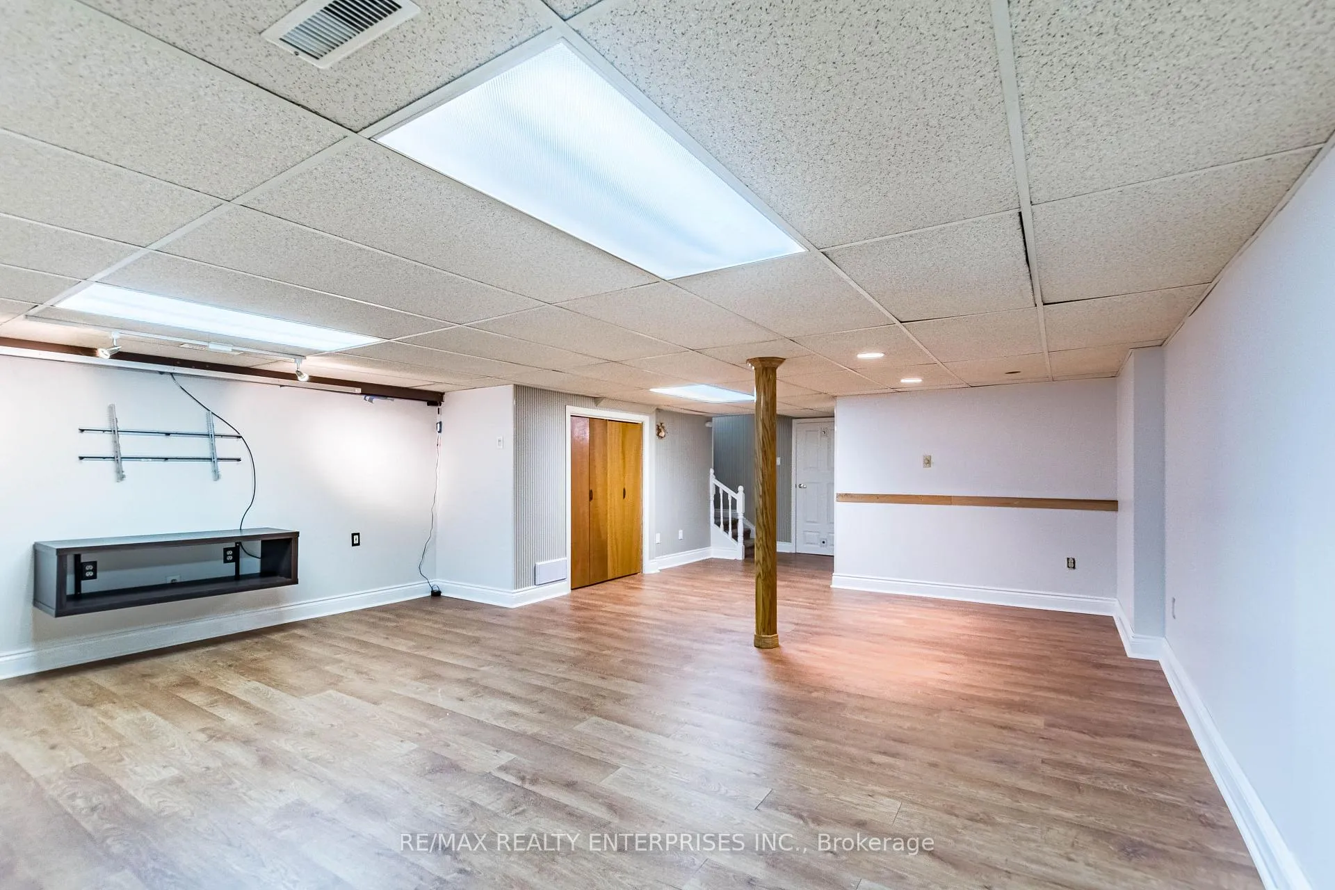 Photo 41 of 3016 Rymal Road, Mississauga, Applewood — HOMEH
