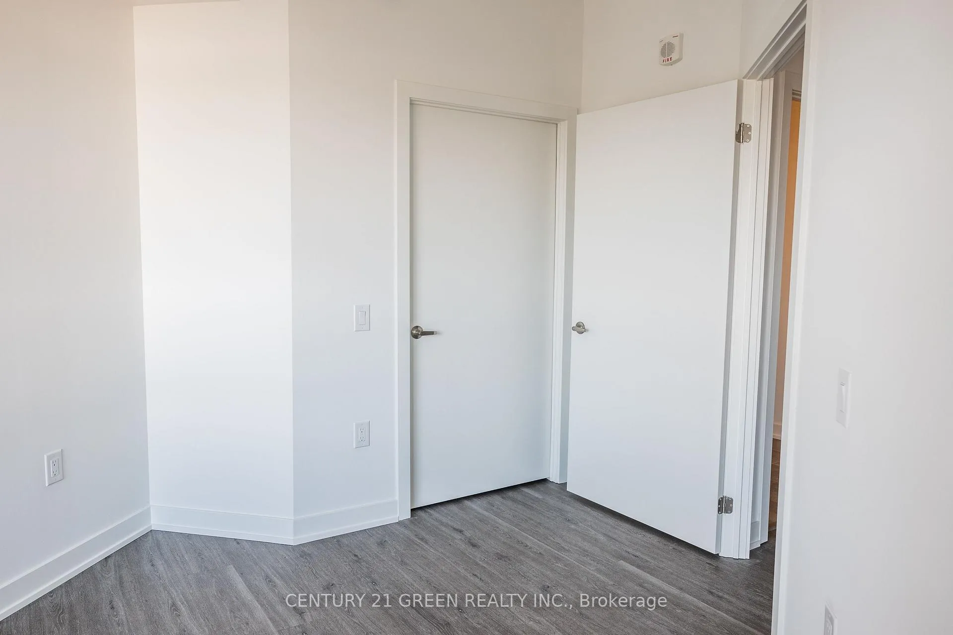 Photo 23 of Unit 607, 56 Lakeside Terrace, Barrie, Little Lake — HOMEH