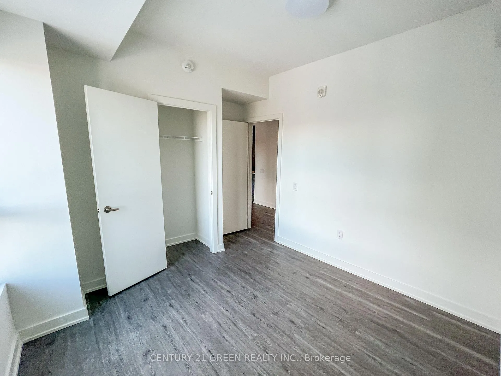 Photo 32 of Unit 607, 56 Lakeside Terrace, Barrie, Little Lake — HOMEH