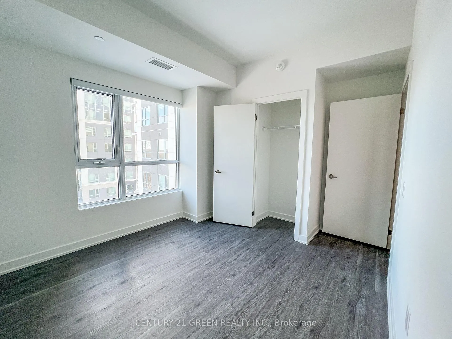 Photo 33 of Unit 607, 56 Lakeside Terrace, Barrie, Little Lake — HOMEH