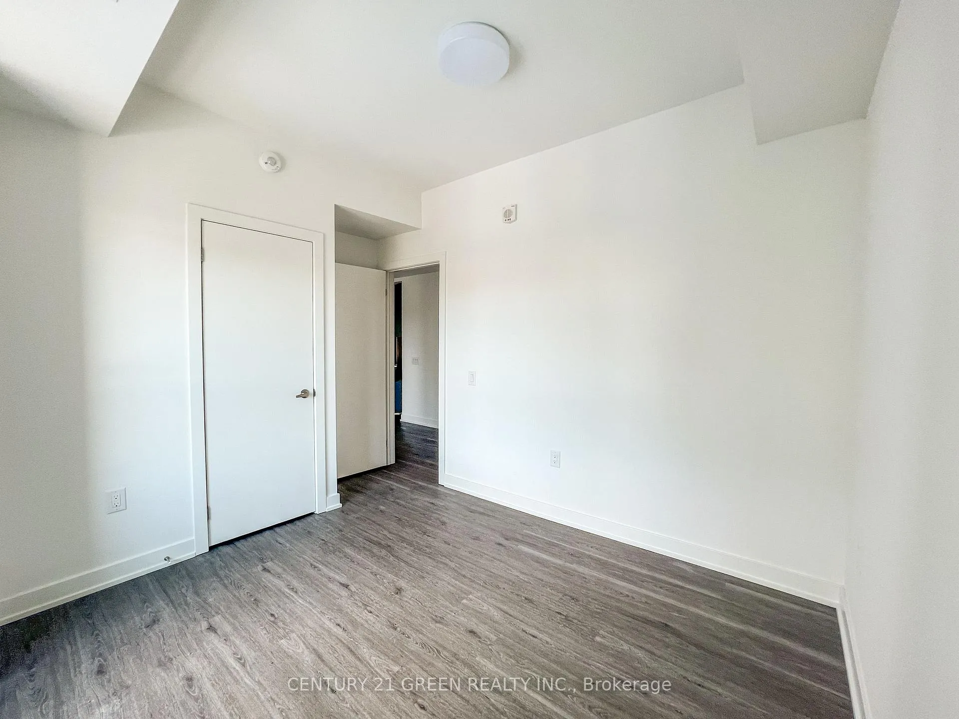 Photo 34 of Unit 607, 56 Lakeside Terrace, Barrie, Little Lake — HOMEH
