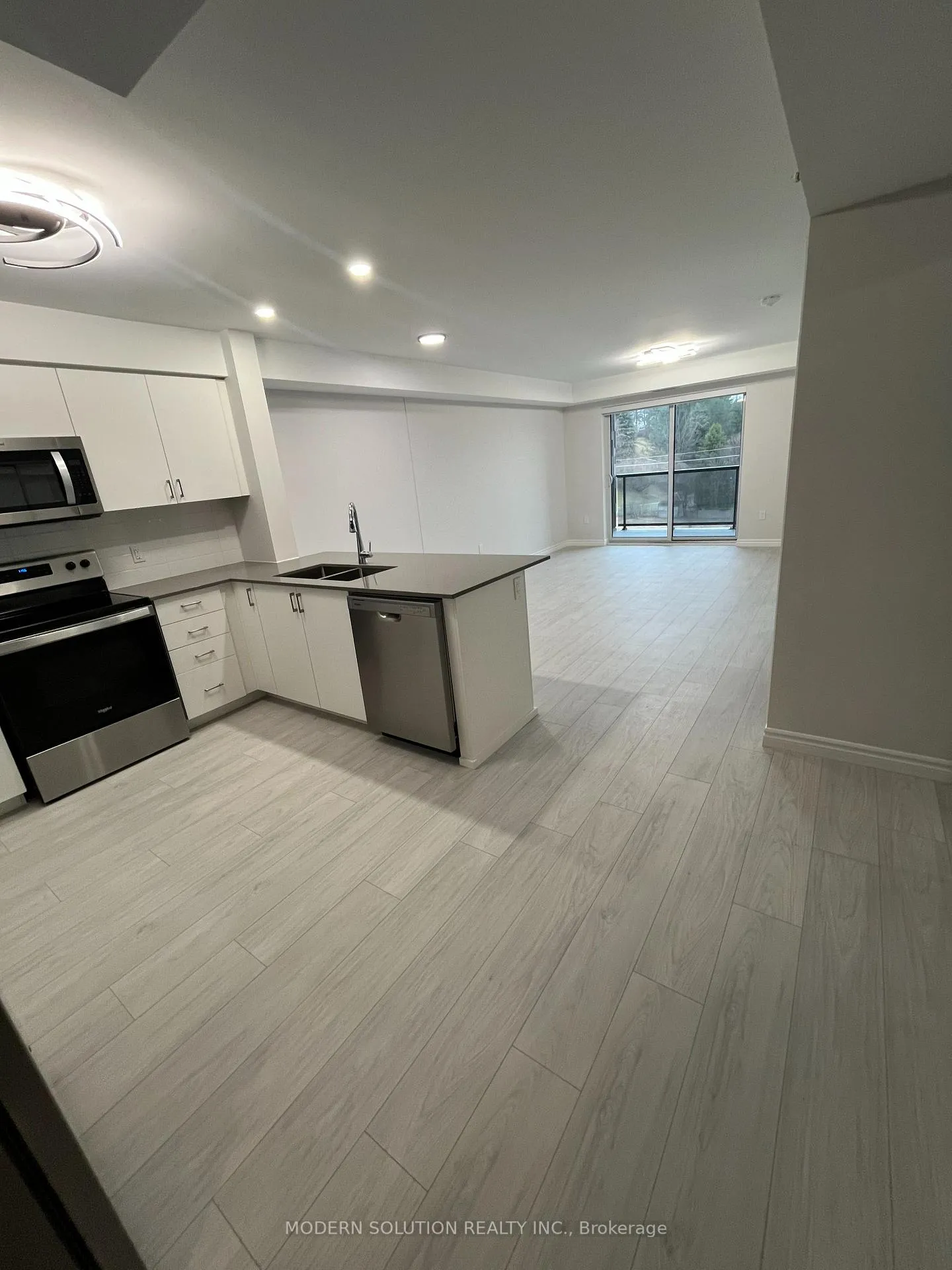 Photo 5 of Unit 404, 50 Otterbein Road, Kitchener — HOMEH
