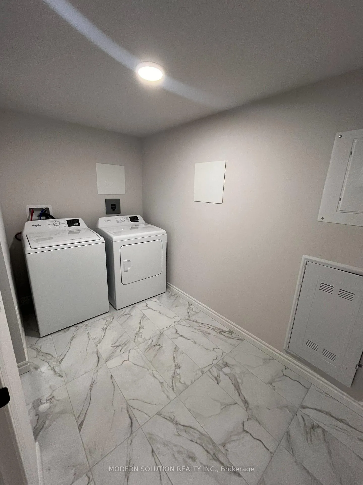 Photo 9 of Unit 404, 50 Otterbein Road, Kitchener — HOMEH