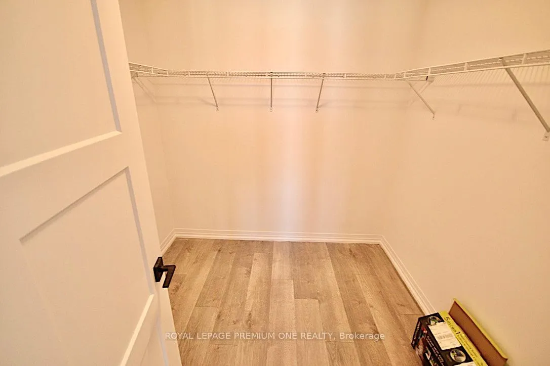 Photo 22 of Unit 114, 15 Kneeshaw Drive, Barrie, Rural Barrie Southeast — HOMEH