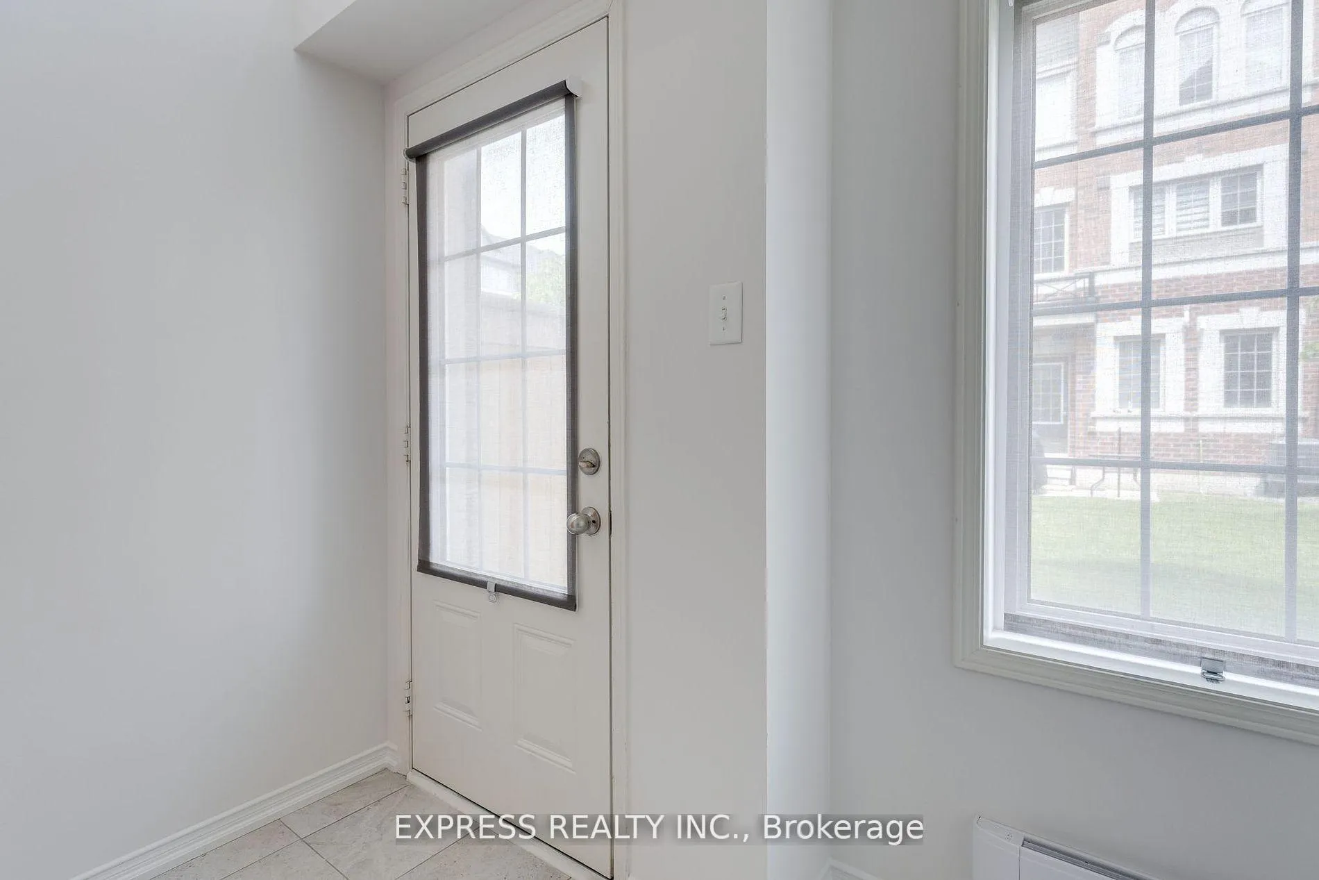 Photo 31 of 36 Pony Path, Oshawa, Windfields — HOMEH