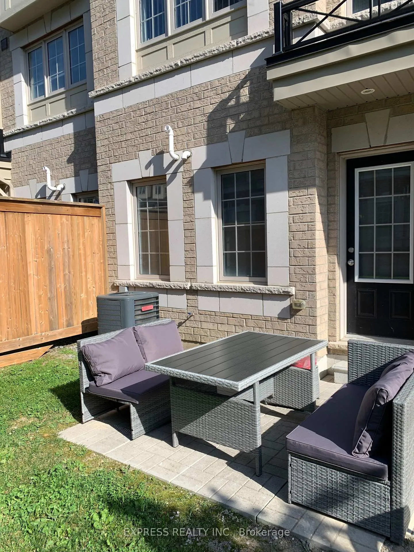 Photo 33 of 36 Pony Path, Oshawa, Windfields — HOMEH