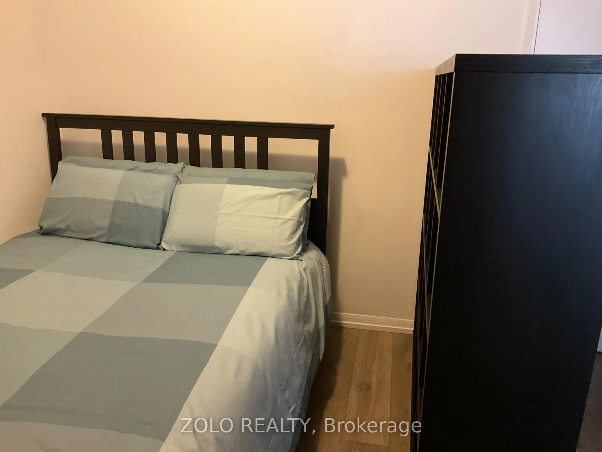 Photo 12 of Unit 302, 540 Bur Oak Avenue, Markham, Berczy — HOMEH