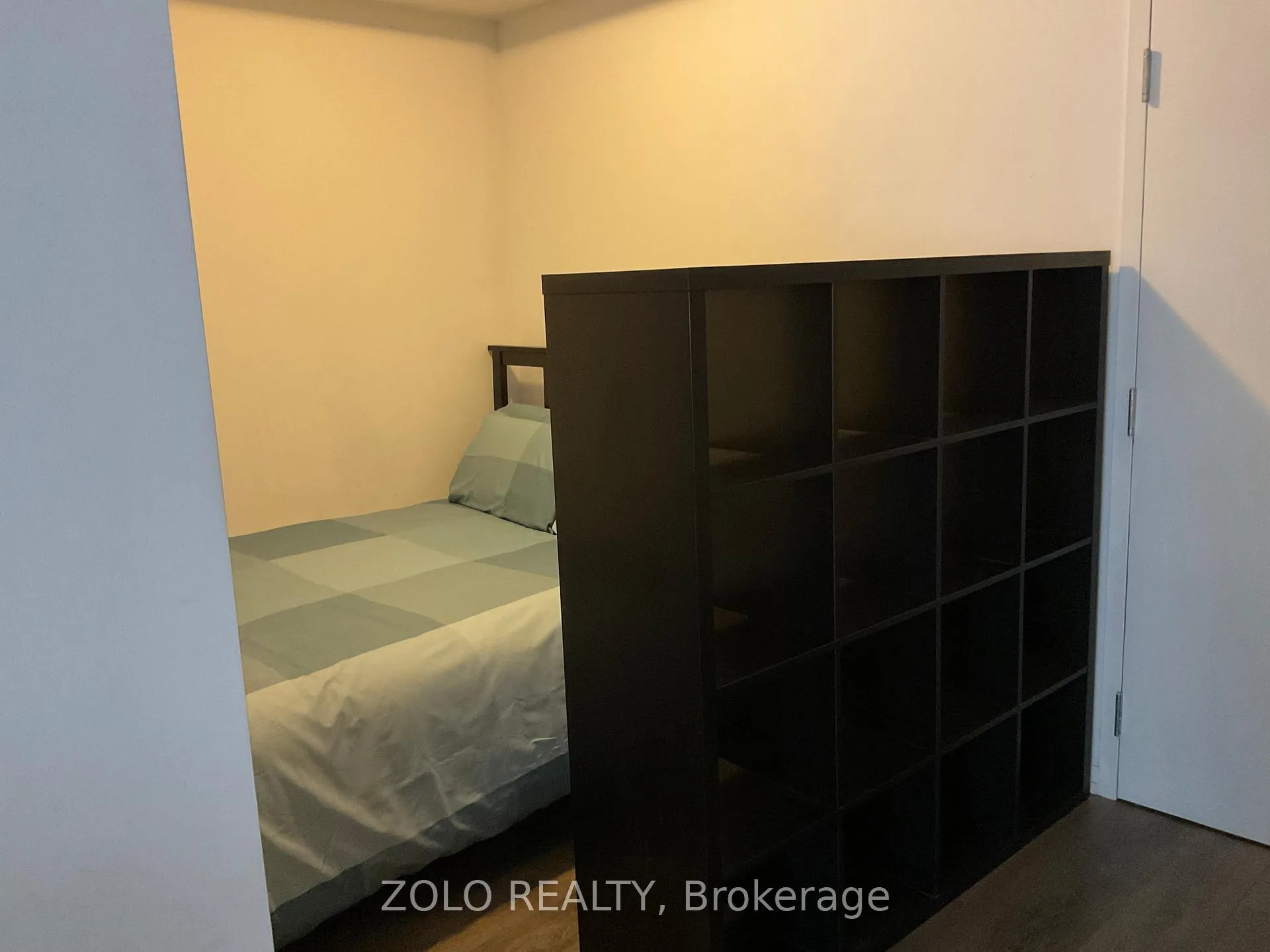 Photo 13 of Unit 302, 540 Bur Oak Avenue, Markham, Berczy — HOMEH