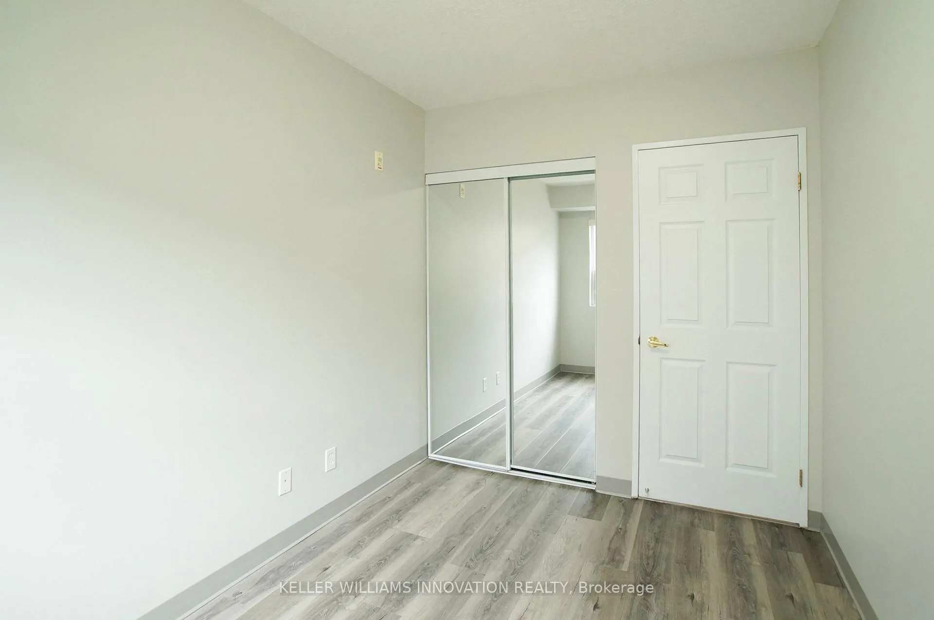Photo 6 of Unit 211, 593 Strasburg Road, Waterloo — HOMEH