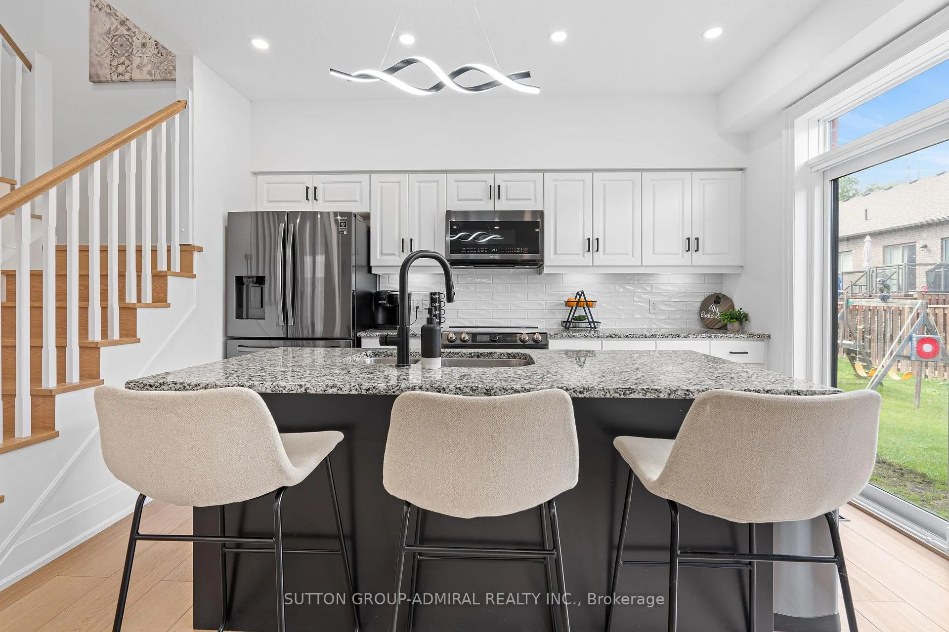 Photo 10 of 1026 Wright Drive, Midland — HOMEH