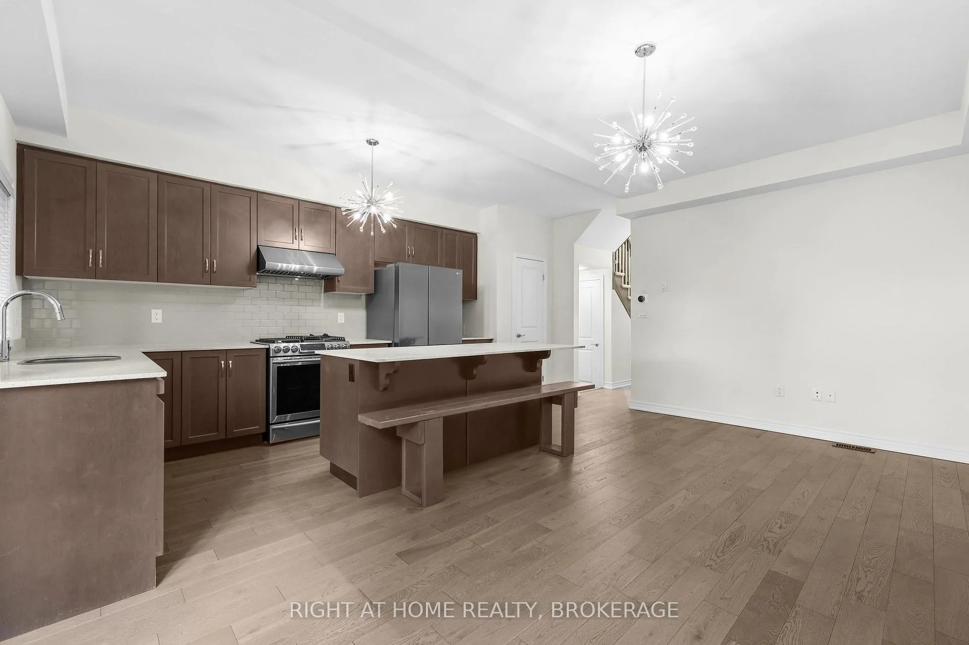 Photo 8 of Unit 3, 377 Glancaster Road W, Hamilton, Ancaster — HOMEH