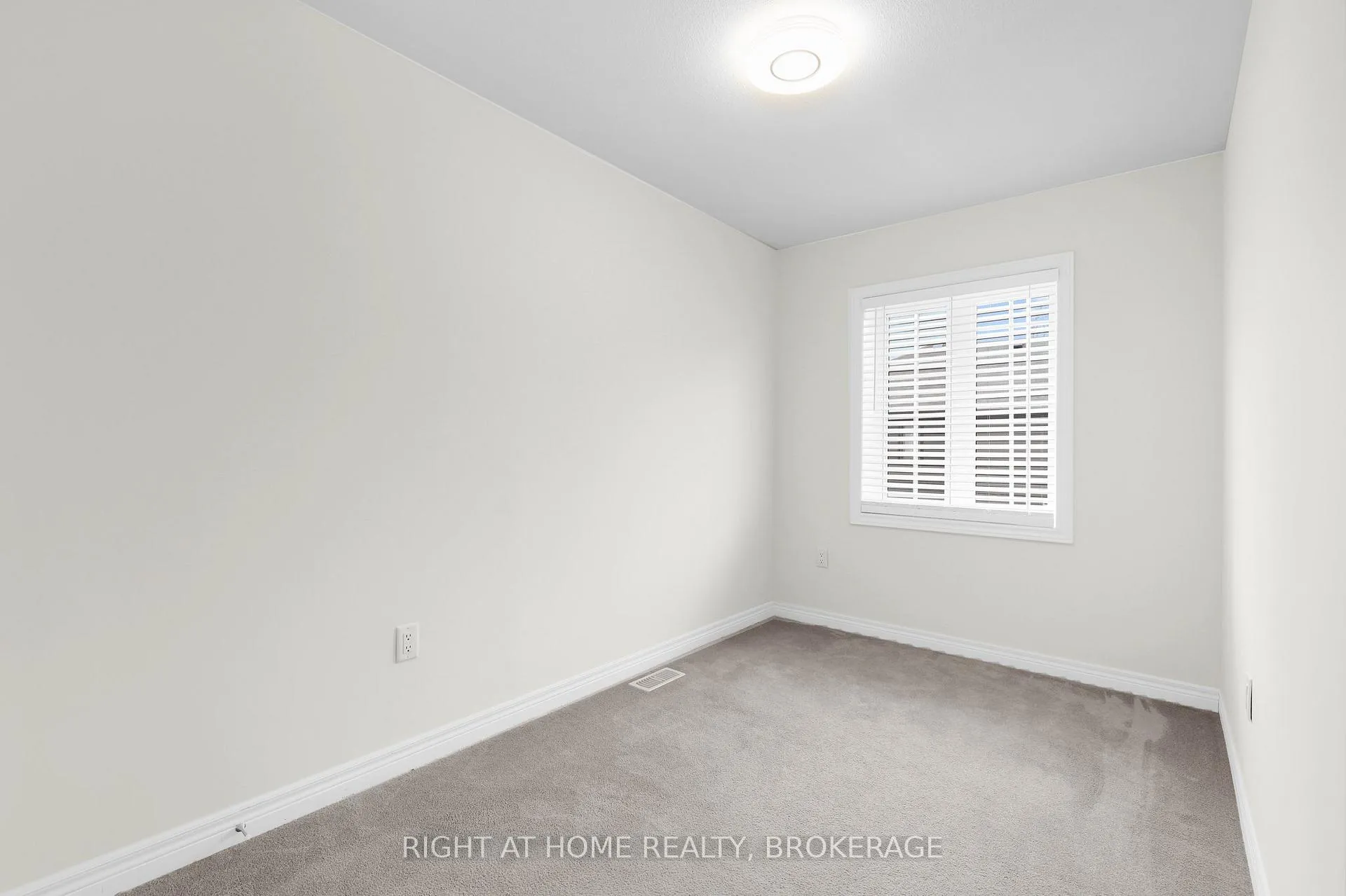 Photo 16 of Unit 3, 377 Glancaster Road W, Hamilton, Ancaster — HOMEH