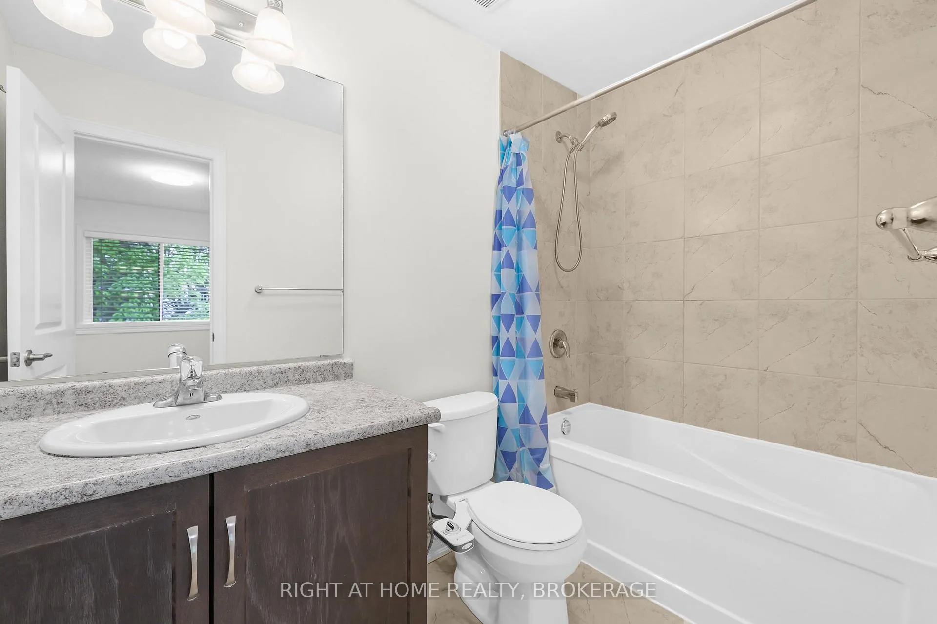Photo 26 of Unit 3, 377 Glancaster Road W, Hamilton, Ancaster — HOMEH