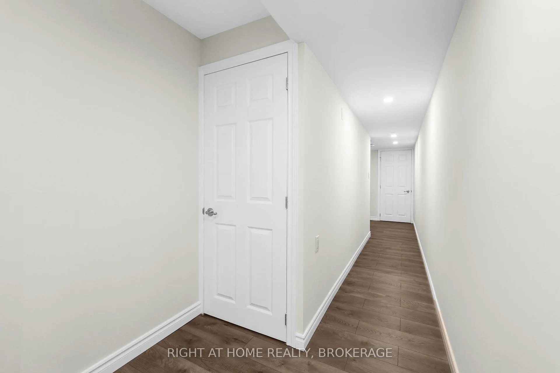 Photo 29 of Unit 3, 377 Glancaster Road W, Hamilton, Ancaster — HOMEH
