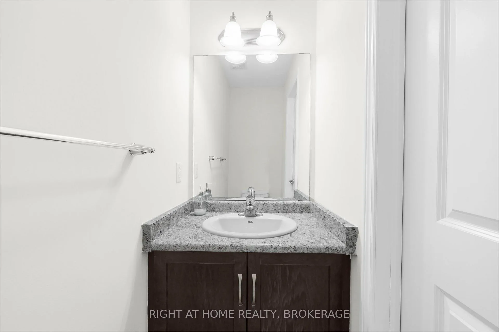 Photo 36 of Unit 3, 377 Glancaster Road W, Hamilton, Ancaster — HOMEH