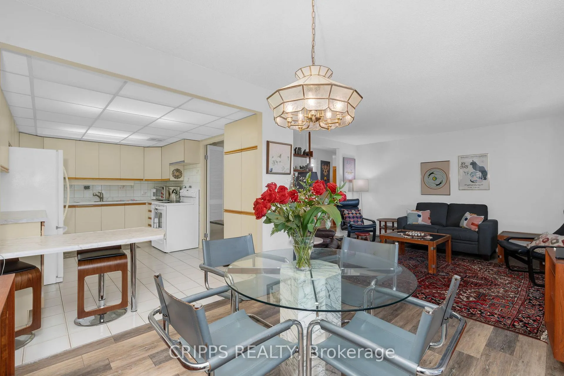 Photo 3 of Unit 405, 291 Blake Street, Barrie, North Shore — HOMEH