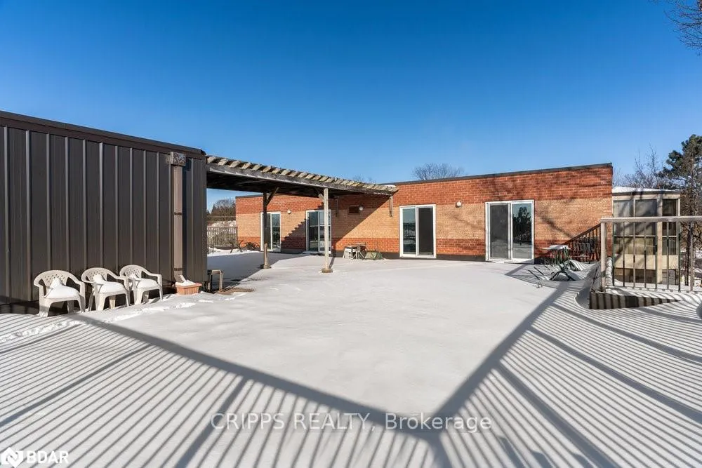 Photo 35 of Unit 405, 291 Blake Street, Barrie, North Shore — HOMEH