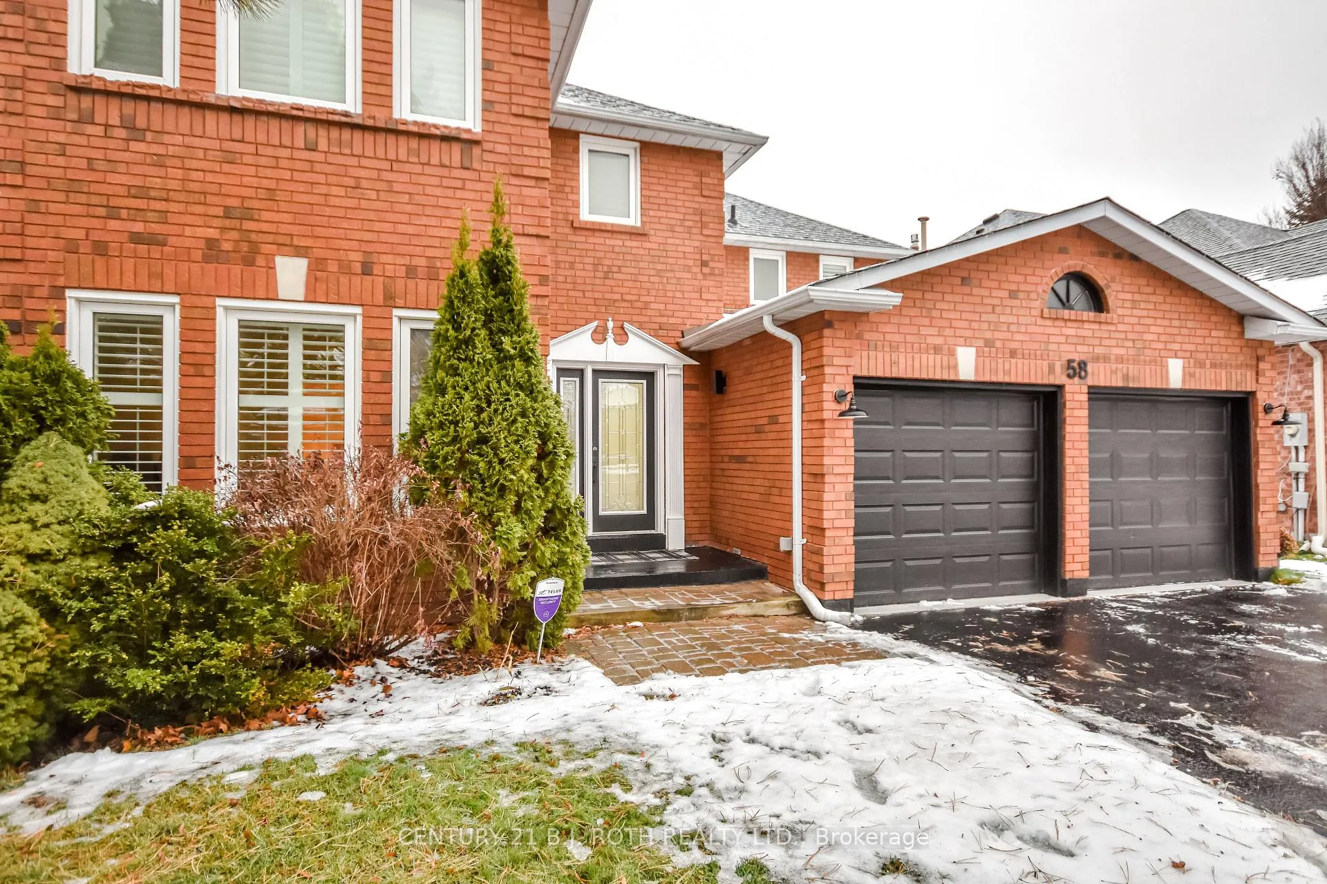 Photo 2 of 58 Brushwood Crescent, Barrie, Bayshore — HOMEH