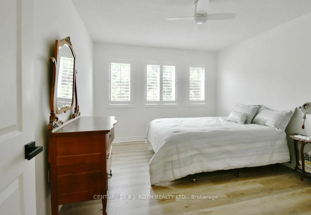 Photo 16 of 58 Brushwood Crescent, Barrie, Bayshore — HOMEH