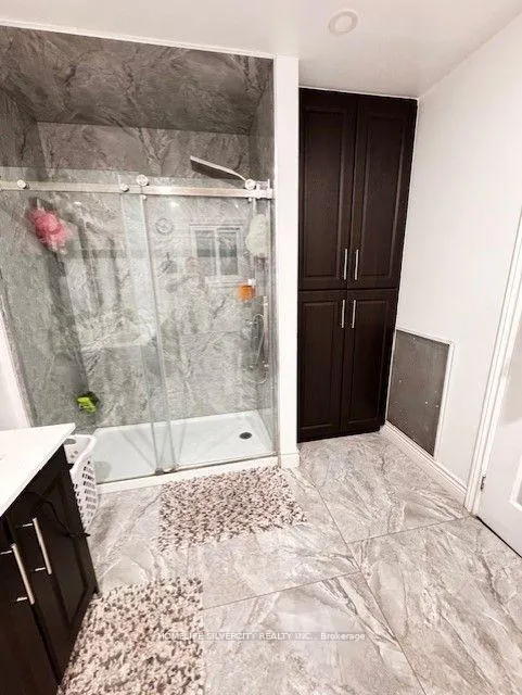 Photo 21 of 32 Oaklea Boulevard, Brampton, Fletcher's Creek South — HOMEH