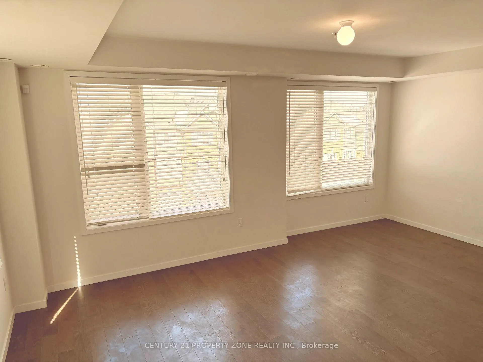 Photo 8 of Unit 309, 1711 Pure Spring Boulevard, Pickering, Duffin Heights — HOMEH