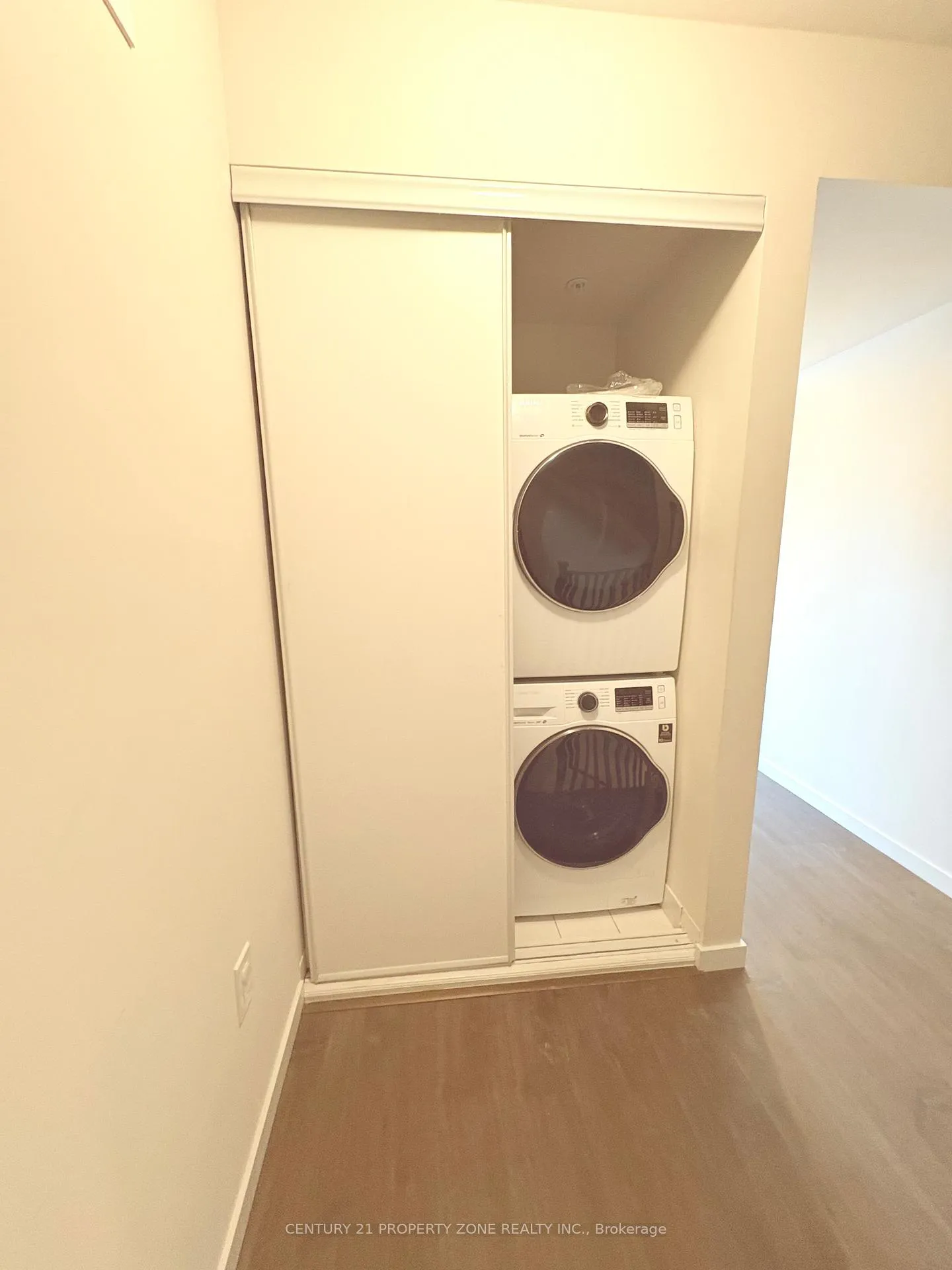 Photo 12 of Unit 309, 1711 Pure Spring Boulevard, Pickering, Duffin Heights — HOMEH