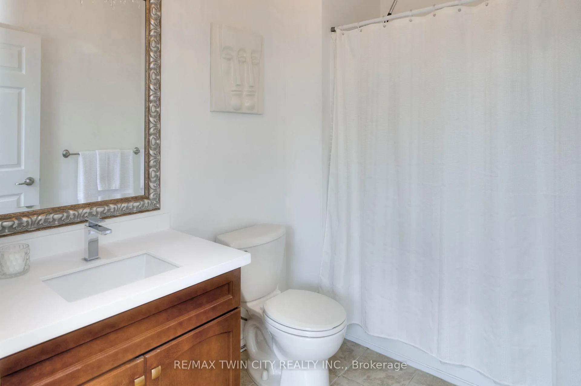 Photo 14 of Unit 404, 140 West River Street, Brant, Paris — HOMEH