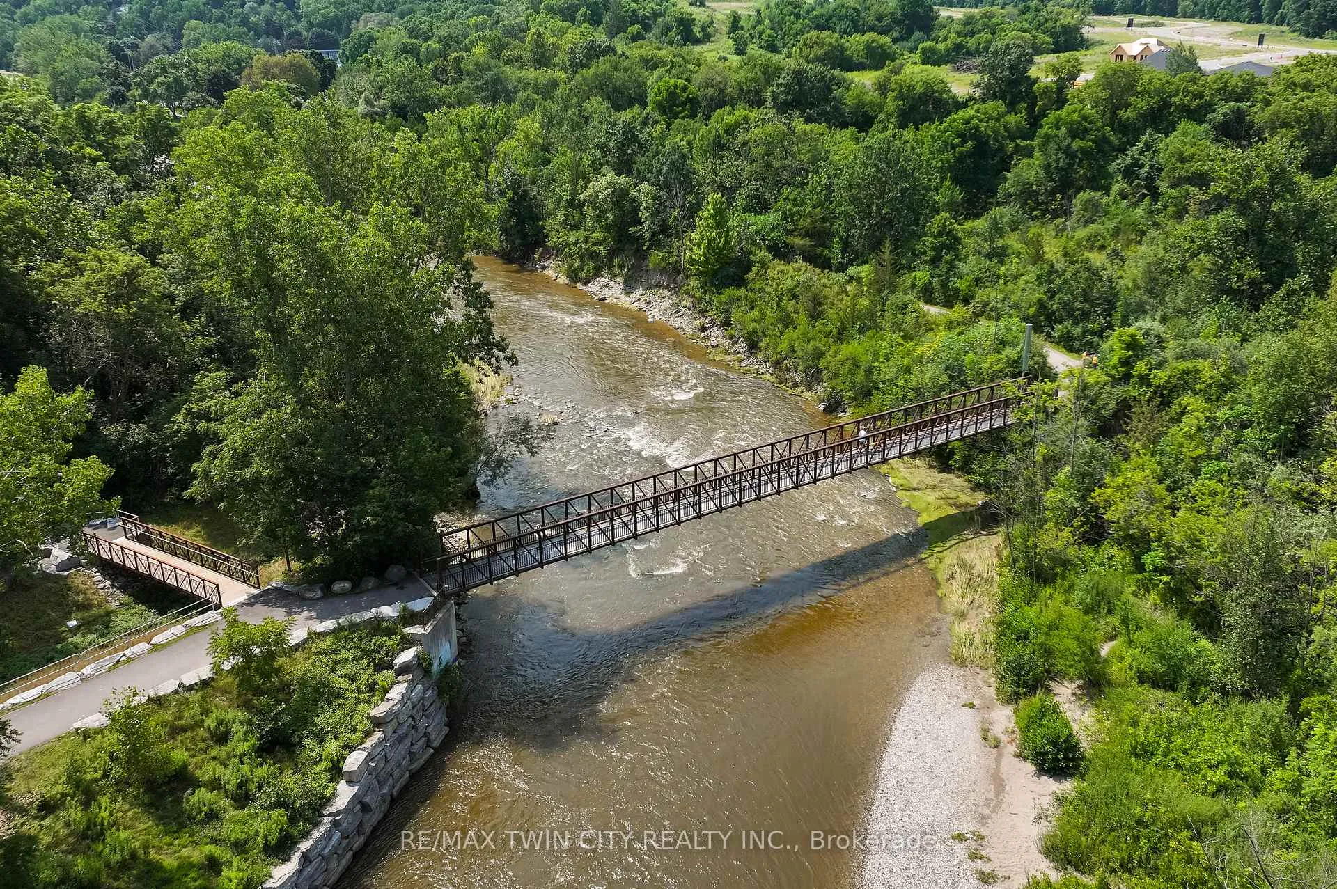 Photo 23 of Unit 404, 140 West River Street, Brant, Paris — HOMEH
