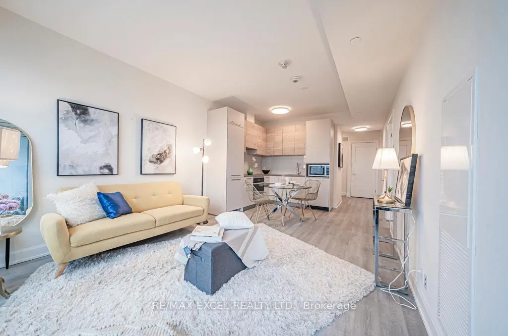 Photo 4 of Unit 1008, 12 Gandhi Lane, Markham, Commerce Valley — HOMEH