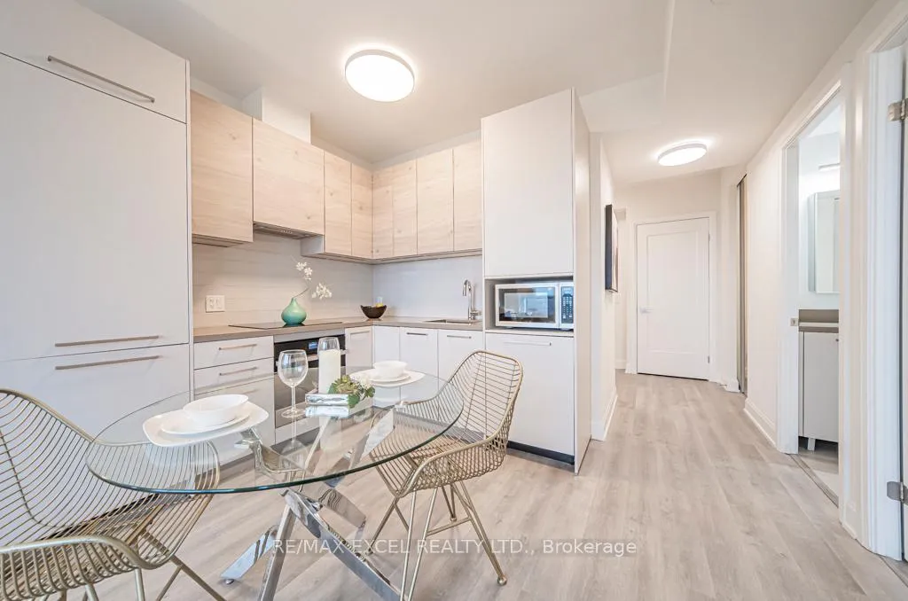 Photo 9 of Unit 1008, 12 Gandhi Lane, Markham, Commerce Valley — HOMEH