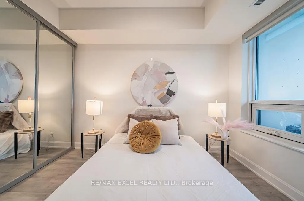 Photo 12 of Unit 1008, 12 Gandhi Lane, Markham, Commerce Valley — HOMEH