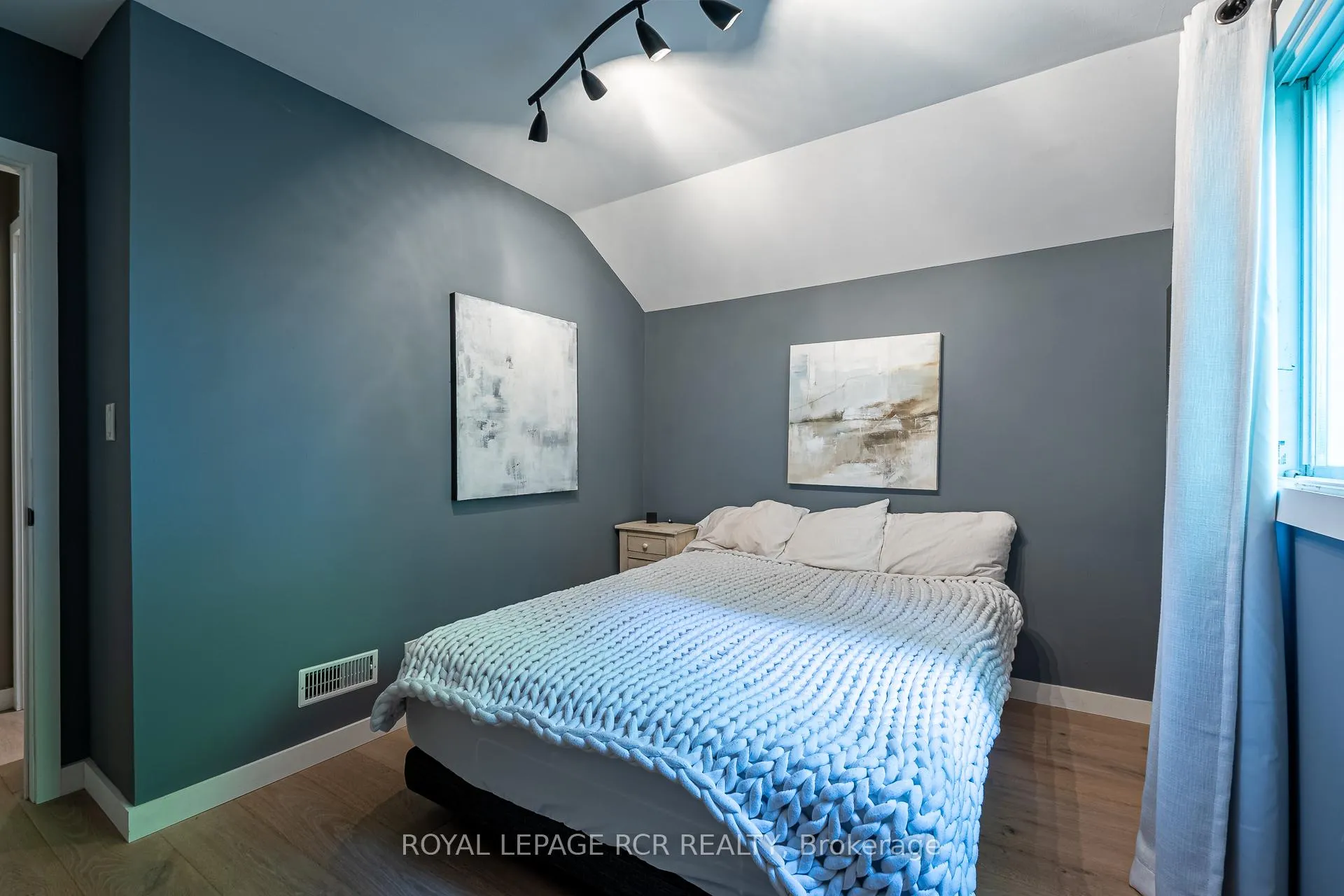 Photo 16 of 1290 Olde Base Line Road, Caledon, Rural Caledon — HOMEH