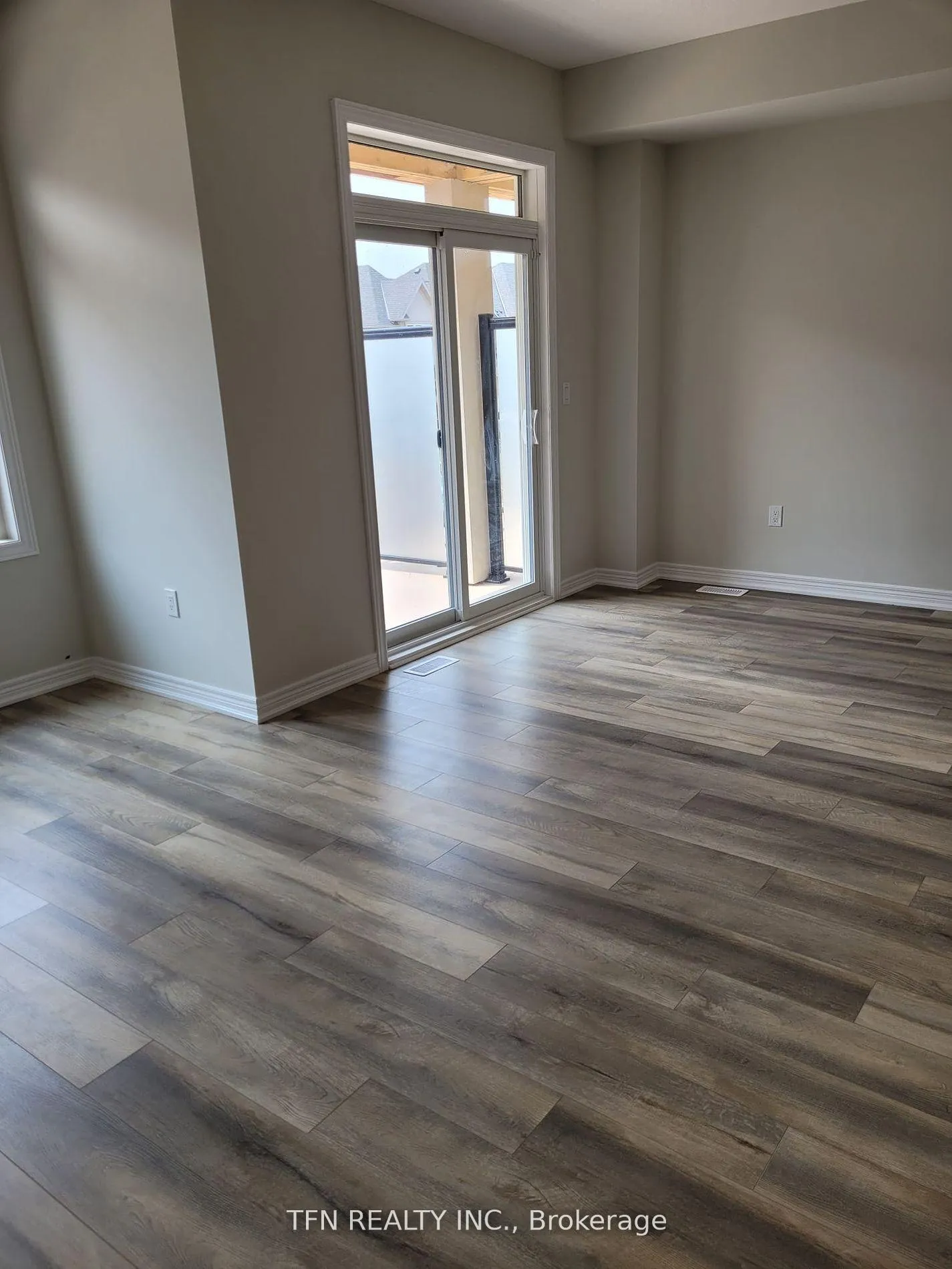 Photo 6 of Unit 33, 40 Zinfandel Drive, Hamilton, Fruitland — HOMEH