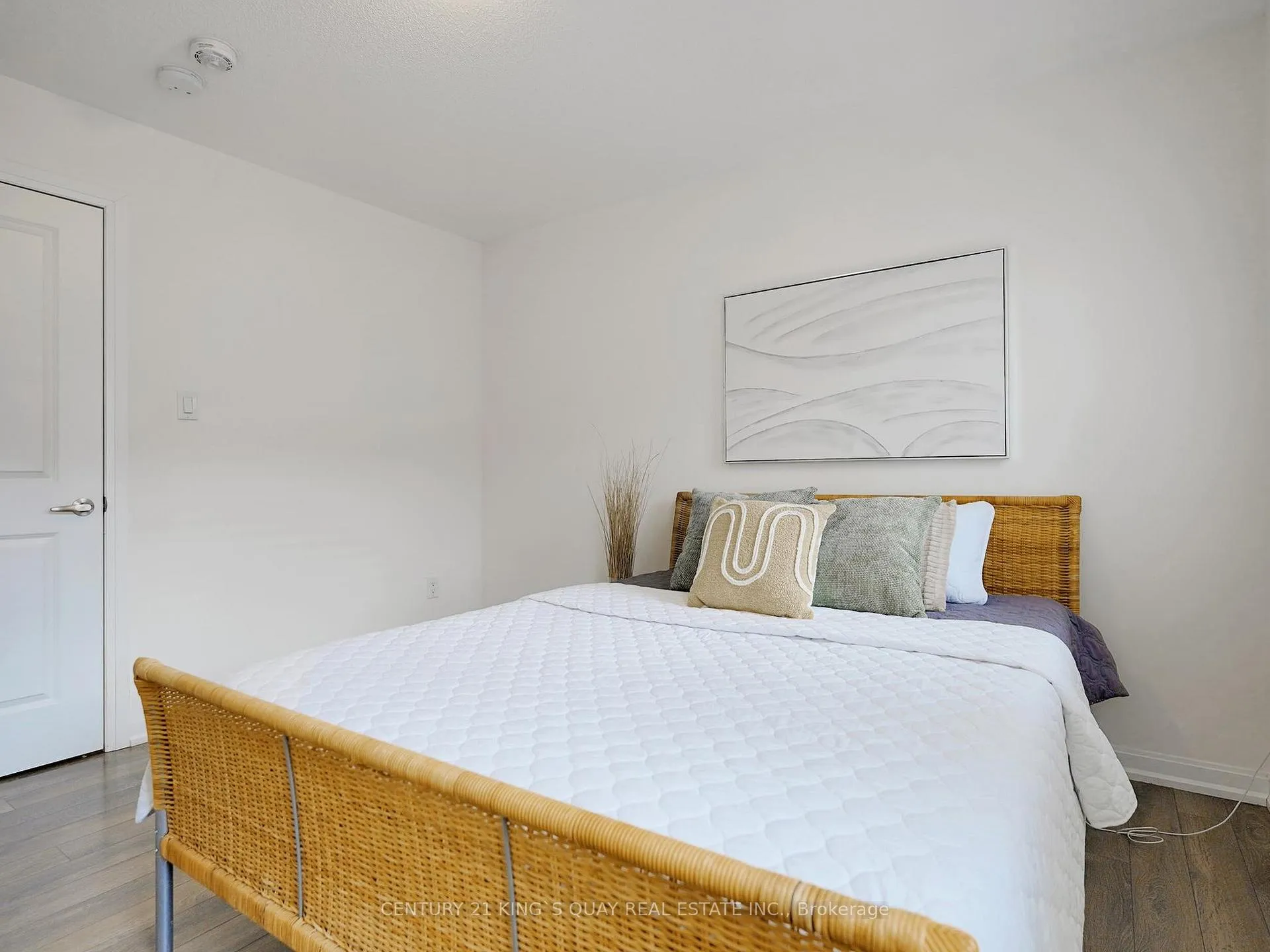 Photo 15 of 9 Frederick Wilson Avenue, Markham, Cornell — HOMEH