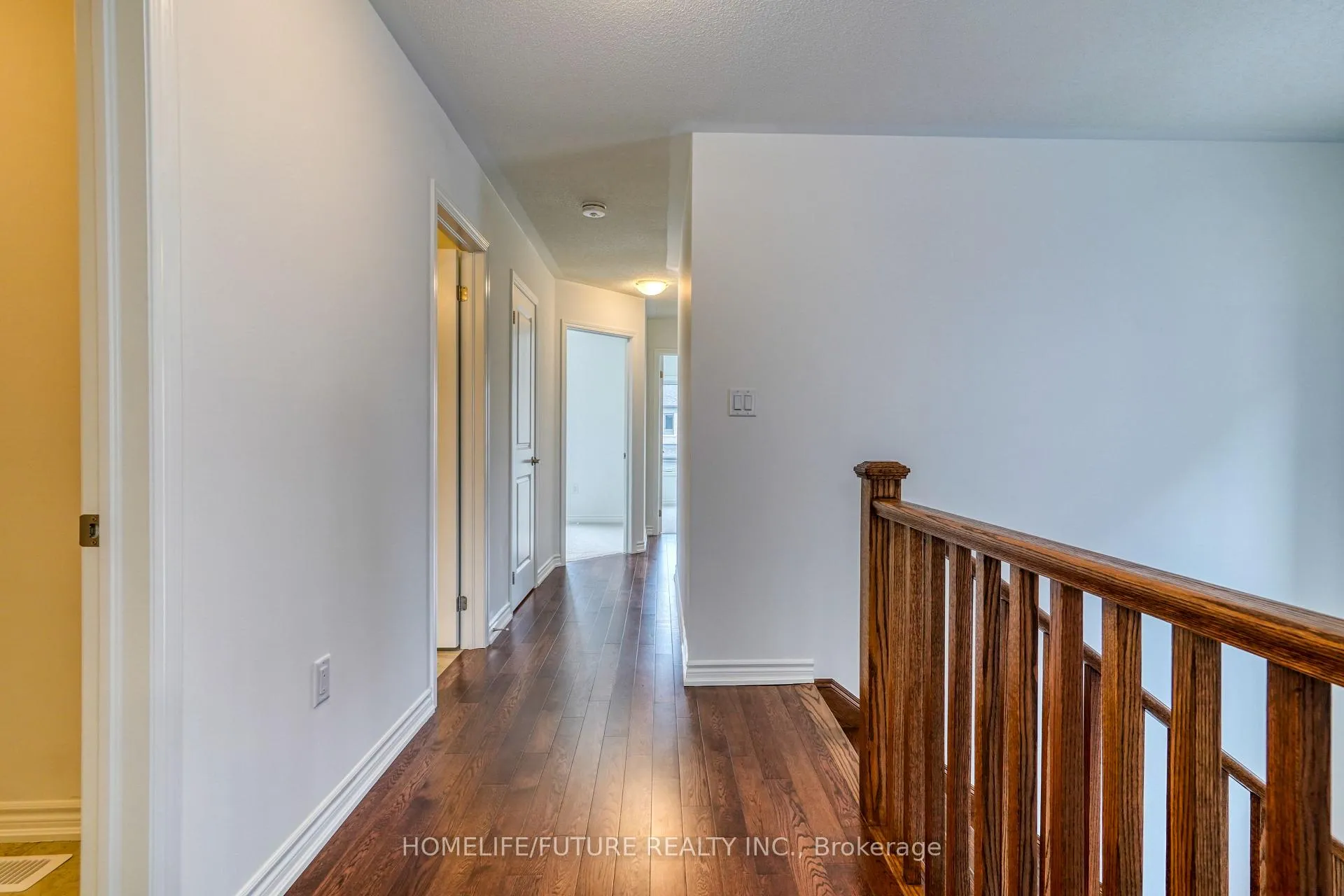 Photo 24 of 1481 Mockingbird Square, Pickering, Rural Pickering — HOMEH
