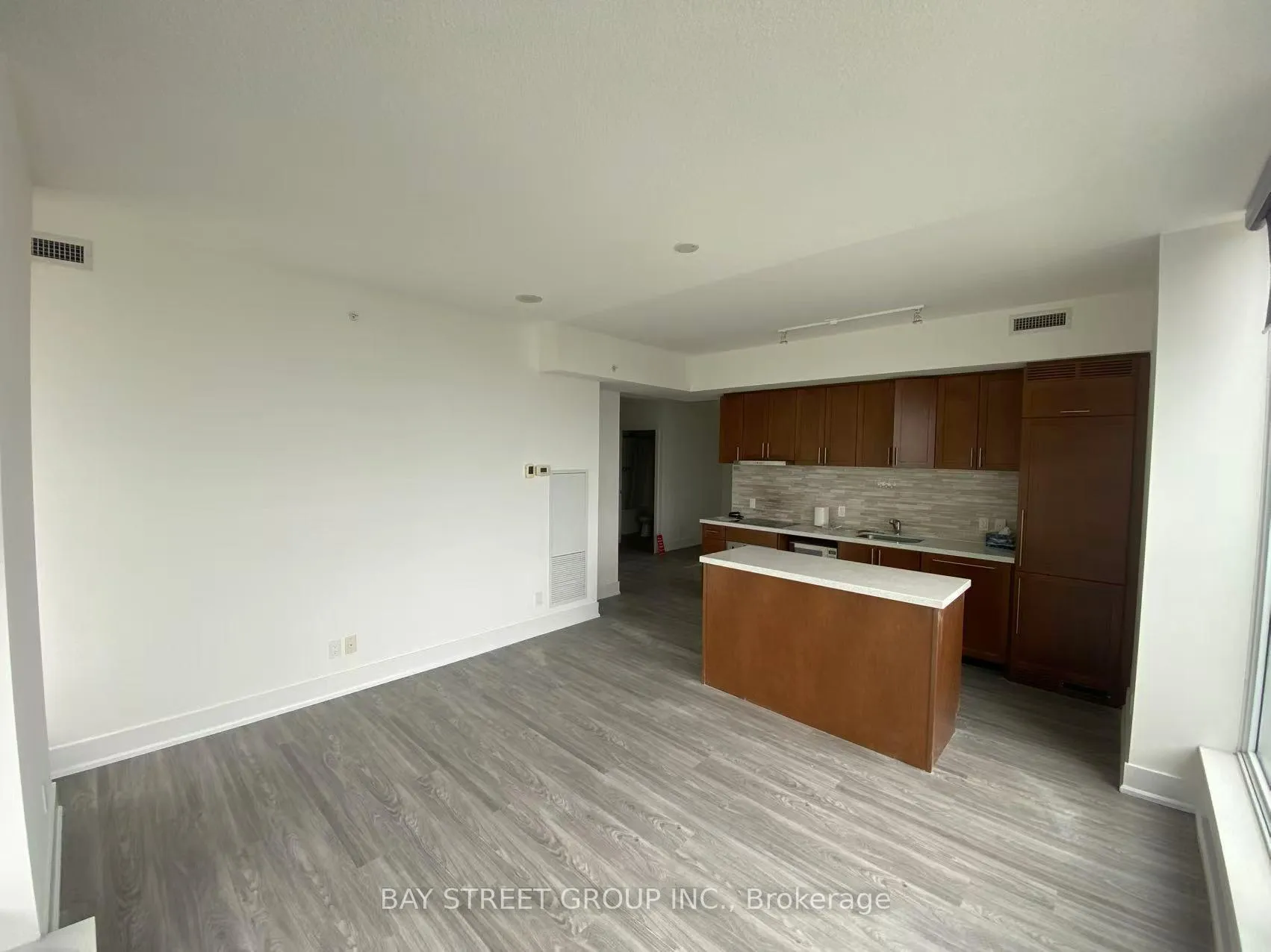 Photo 2 of Unit 713, 180 Enterprise Boulevard, Markham, Unionville — HOMEH
