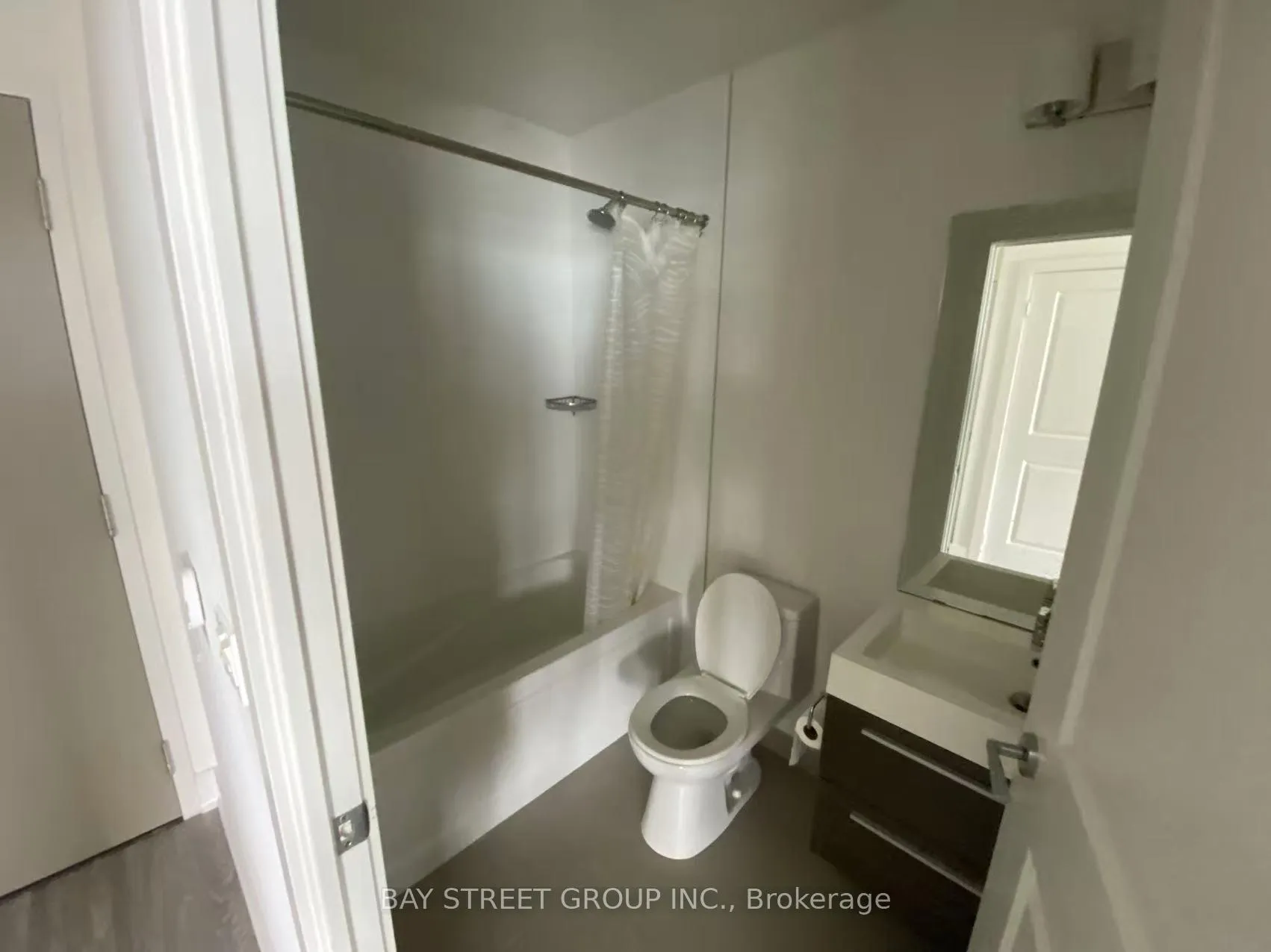Photo 8 of Unit 713, 180 Enterprise Boulevard, Markham, Unionville — HOMEH