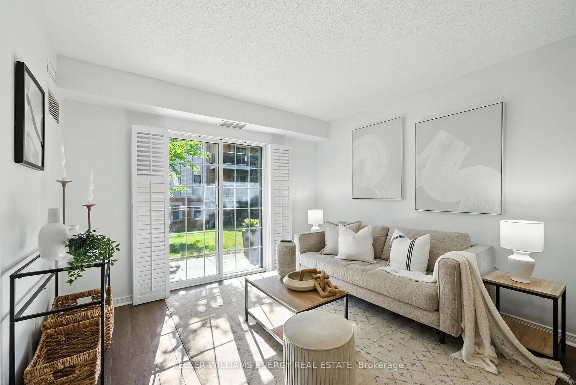 Photo 9 of Unit 110, 98 Aspen Spring Drive, Clarington, Bowmanville — HOMEH
