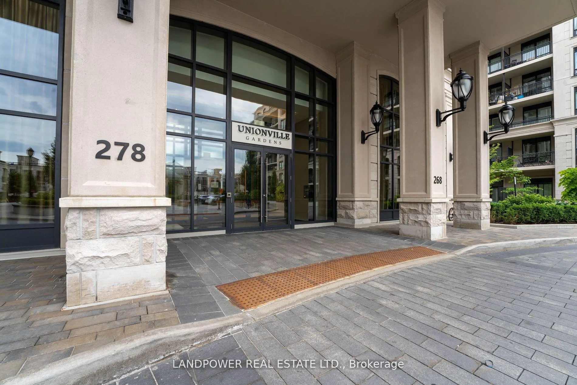 Photo 4 of Unit 706W, 268 Buchanan Drive, Markham, Unionville — HOMEH