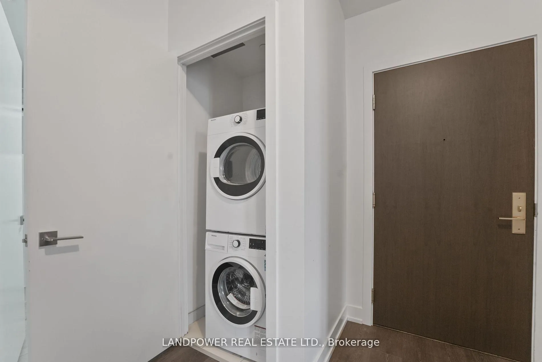 Photo 6 of Unit 706W, 268 Buchanan Drive, Markham, Unionville — HOMEH