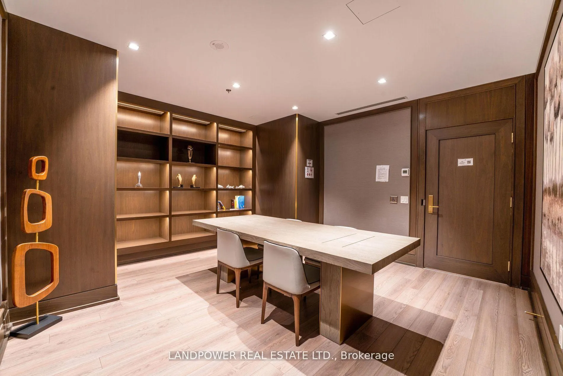 Photo 32 of Unit 706W, 268 Buchanan Drive, Markham, Unionville — HOMEH