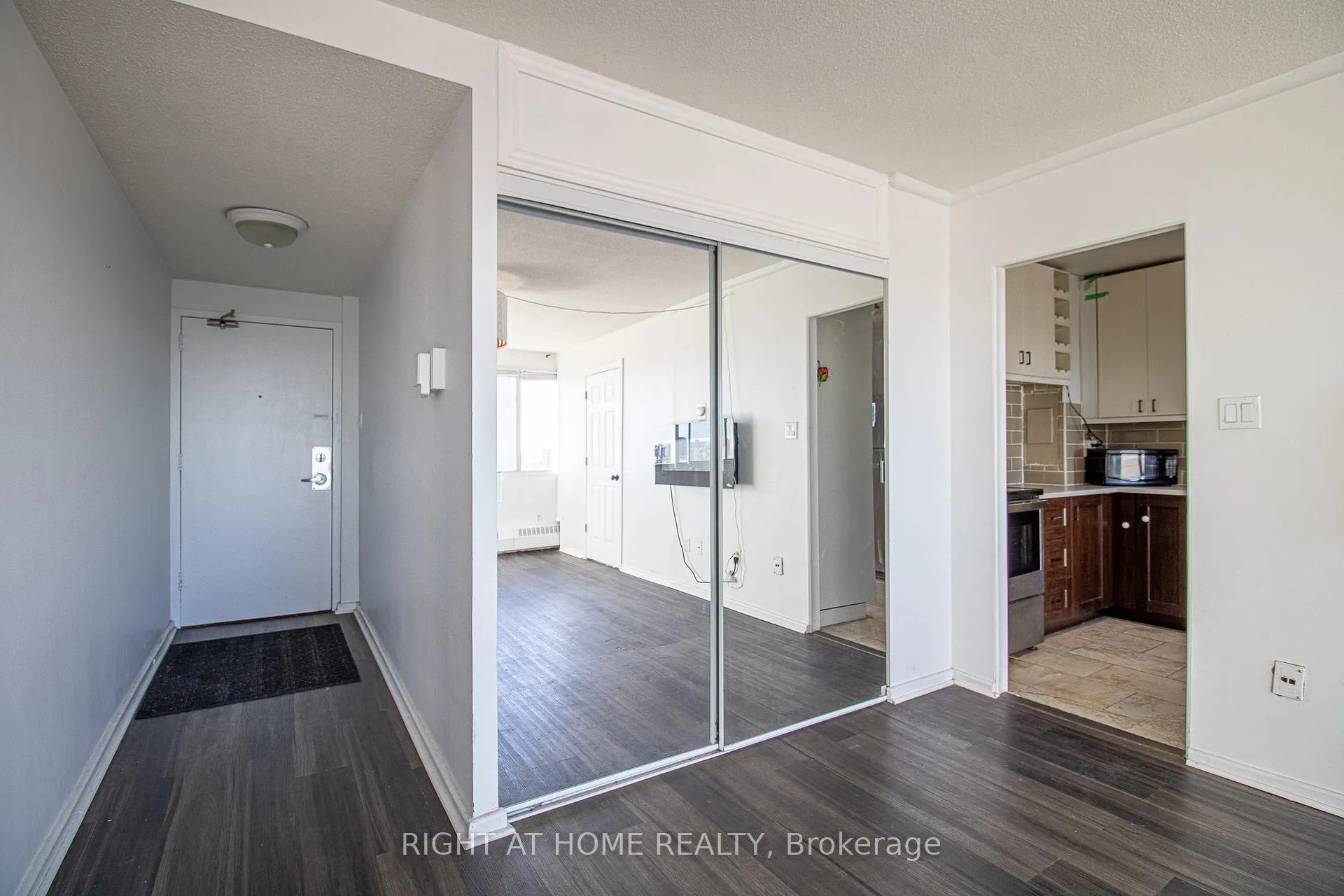 Photo 23 of Unit 1608, 715 Don Mills Road, Toronto, Flemingdon Park — HOMEH