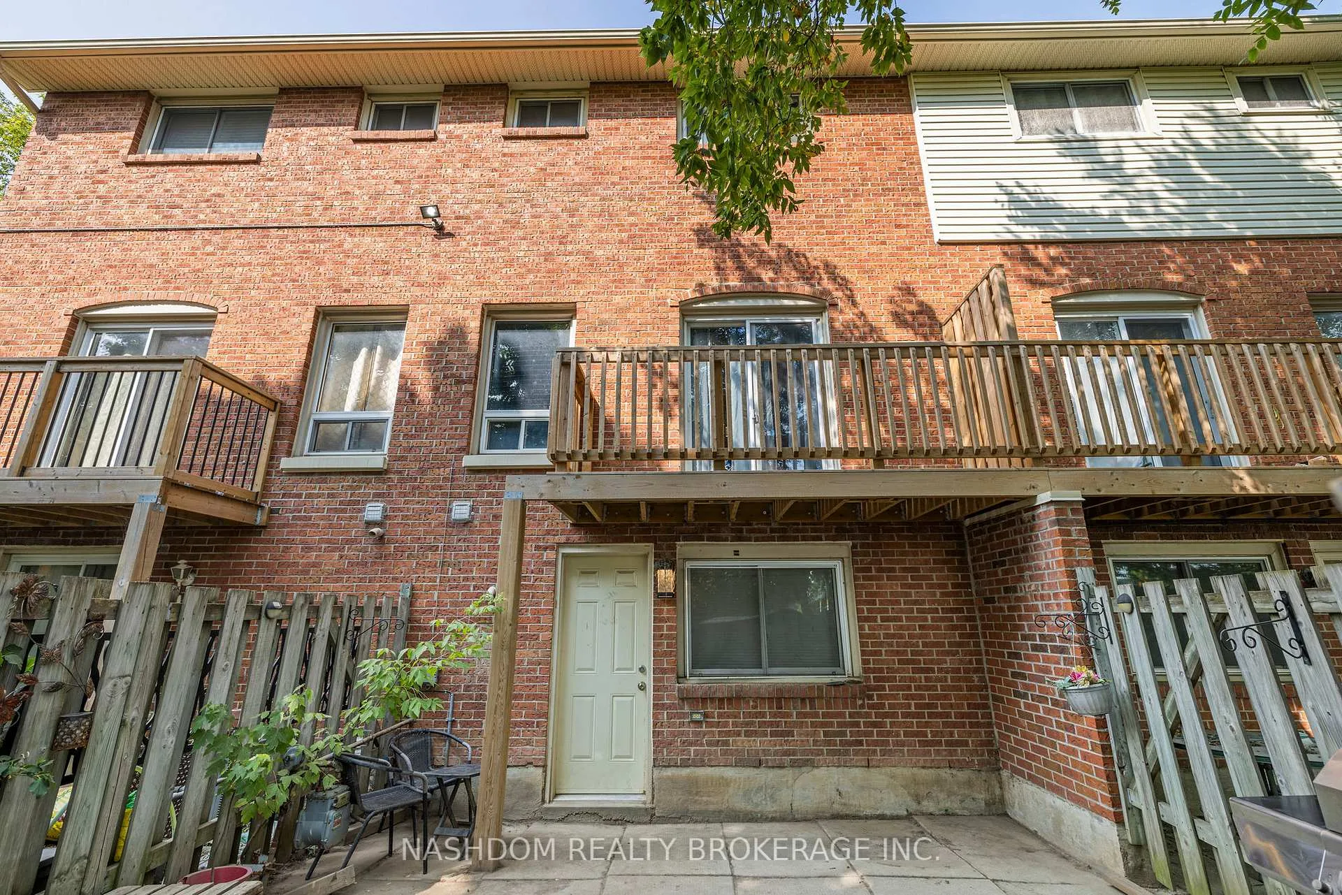 Photo 12 of Unit 17, 6 Loconder Drive, Hamilton, Randall — HOMEH