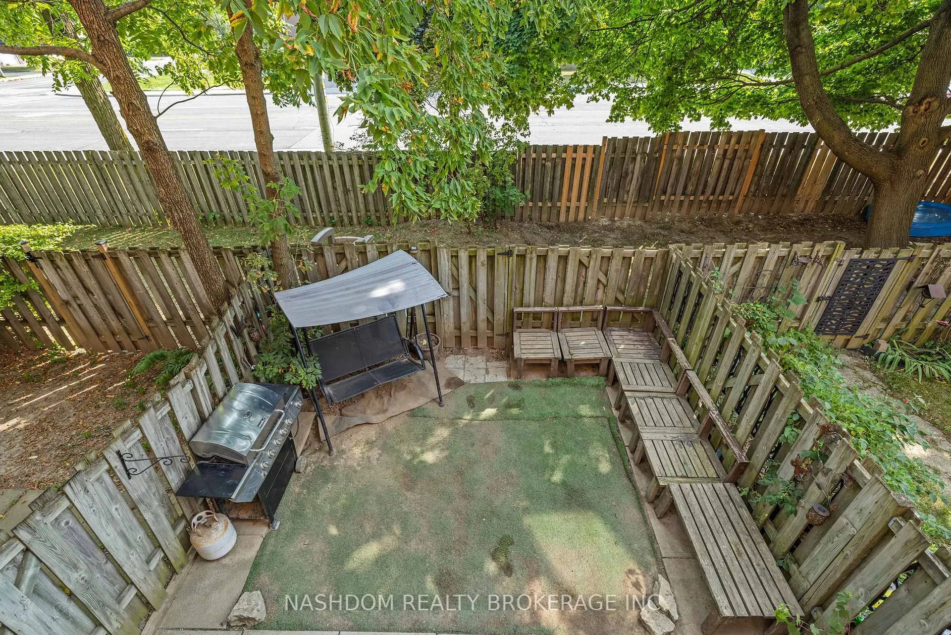 Photo 16 of Unit 17, 6 Loconder Drive, Hamilton, Randall — HOMEH