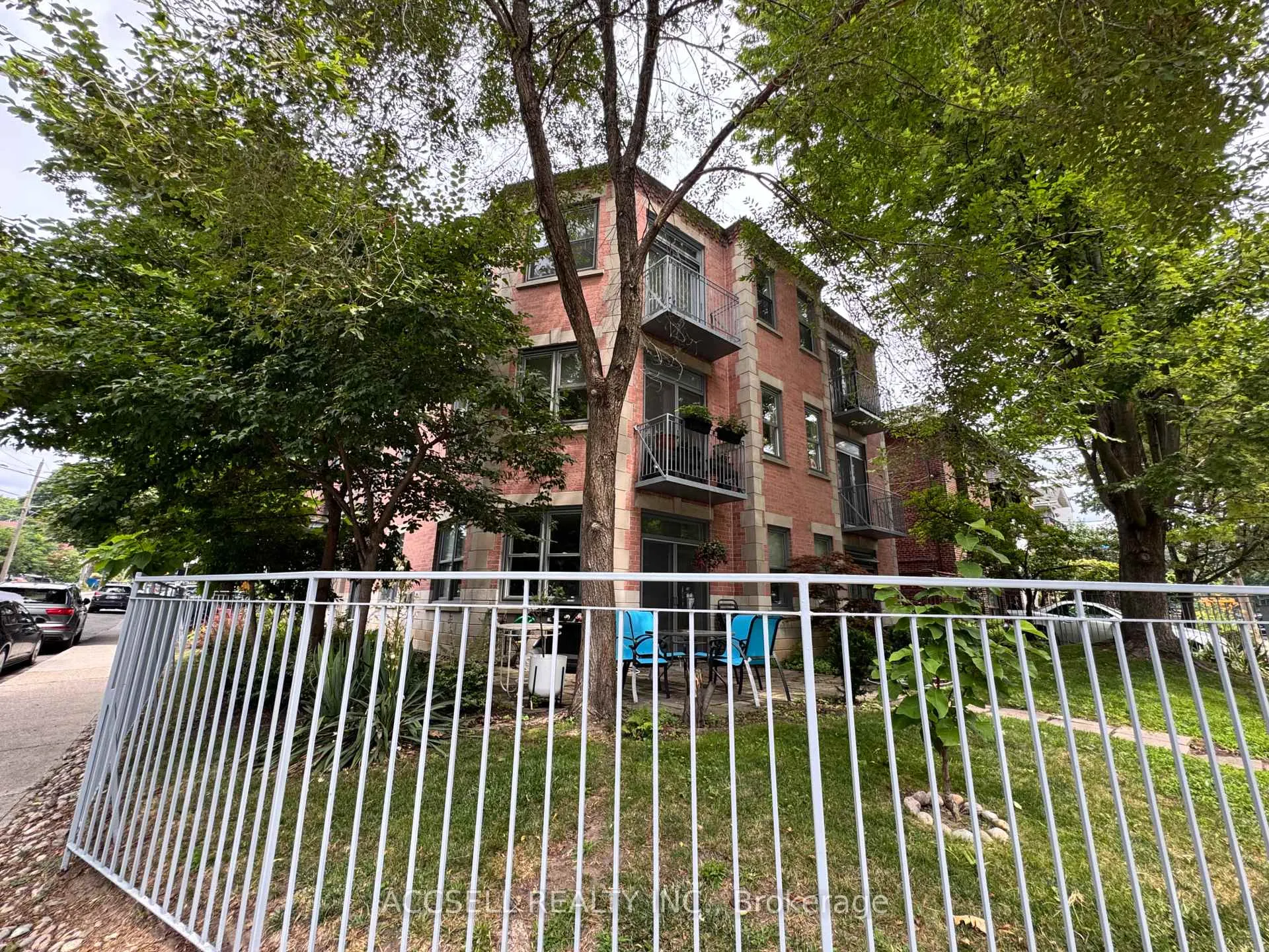 Photo 1 of Unit 302, 15 Glen Manor Drive, Toronto, The Beaches — HOMEH